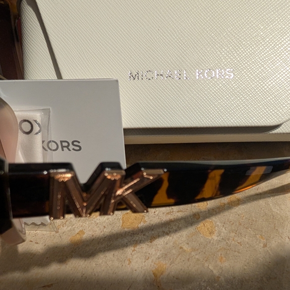 Michael Kors Women\'s Tortoise Sunglasses main image 4